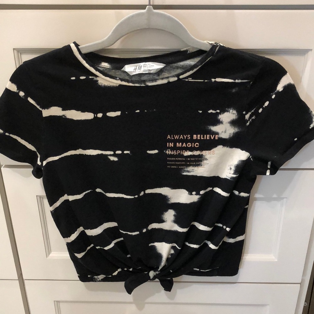 3/$15. H & M cropped tee